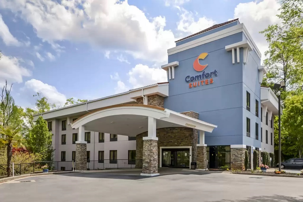 Comfort Suites At Kennesaw State UniversityComfort Suites At Kennesaw State University - Entrance