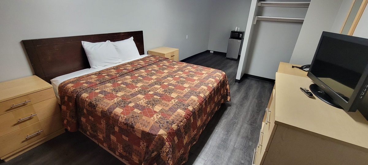 Superlodge New Castel - Hotel Deluxe Bed Room