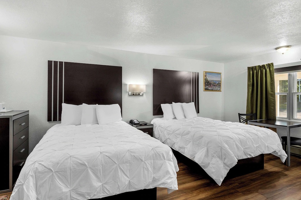 Americas Best Value Inn Jonesville - 2 Queen Beds Room