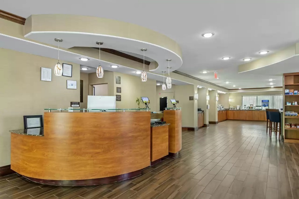 Comfort Suites At Kennesaw State University - Lobby-3