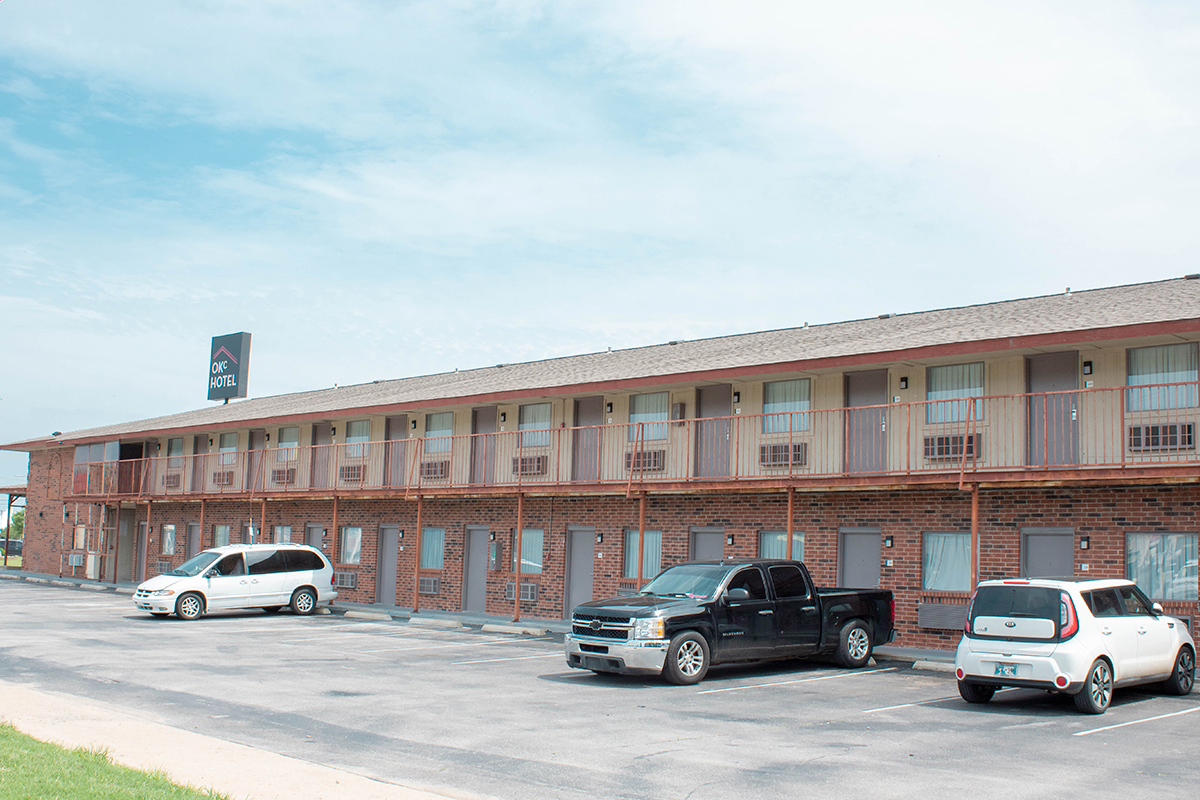 OKC Hotel - Oklahoma City - Parking Space